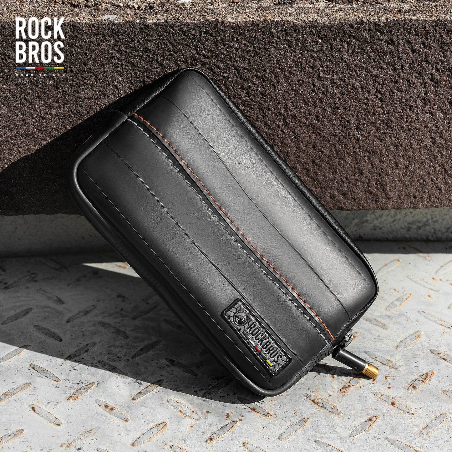 ROAD TO SKY Recycled Tire Bike Wallet - 0.4L